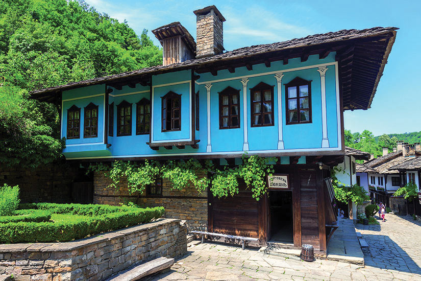 image Bulgarie Maison traditionnelle  fo