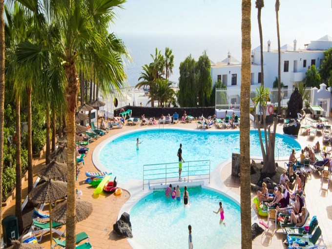 image Espagne Puerto Del Carmen Hotel Flora piscine