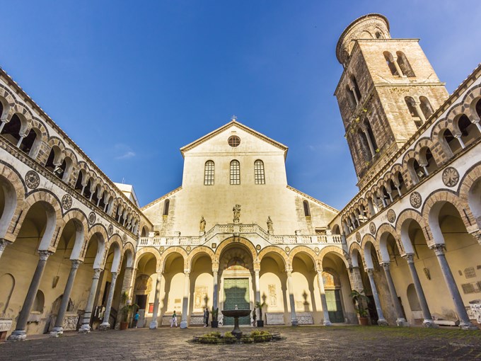 image Italie salerne cathedrale