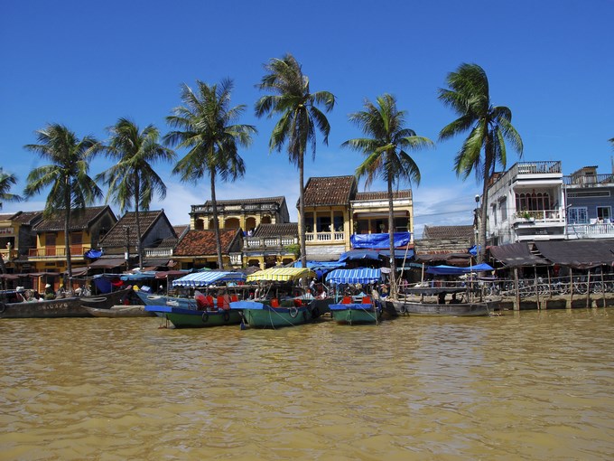 image Vietnam port hoi an bateaux