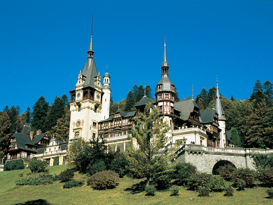 (Image) roumanie chateau peles 2012